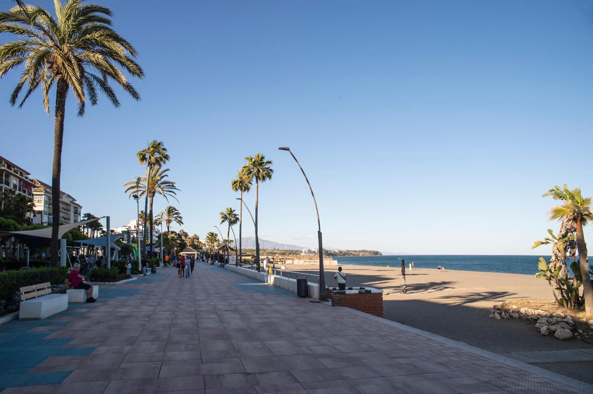 Los Aticos Estepona Luaran gambar