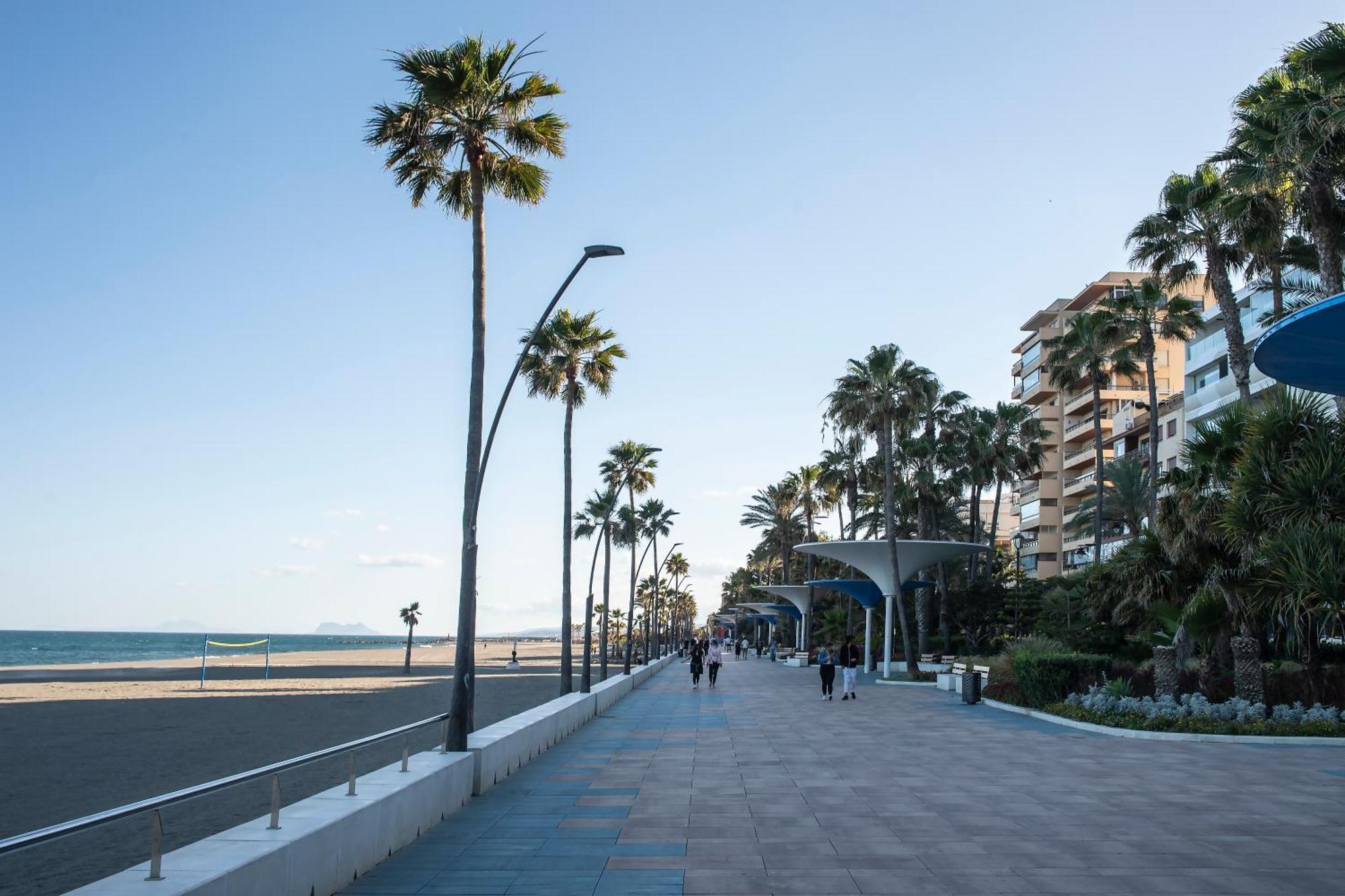 Los Aticos Estepona Luaran gambar